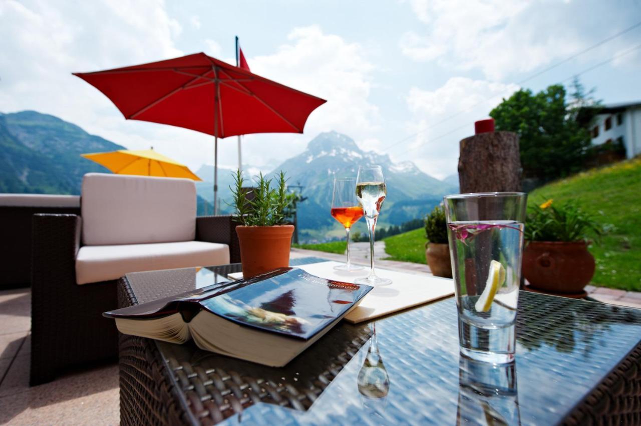 Hotel Restaurant Formarin Oberlech Esterno foto