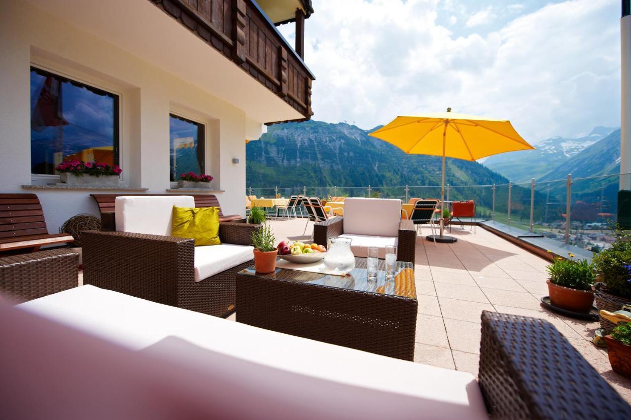 Hotel Restaurant Formarin Oberlech Esterno foto